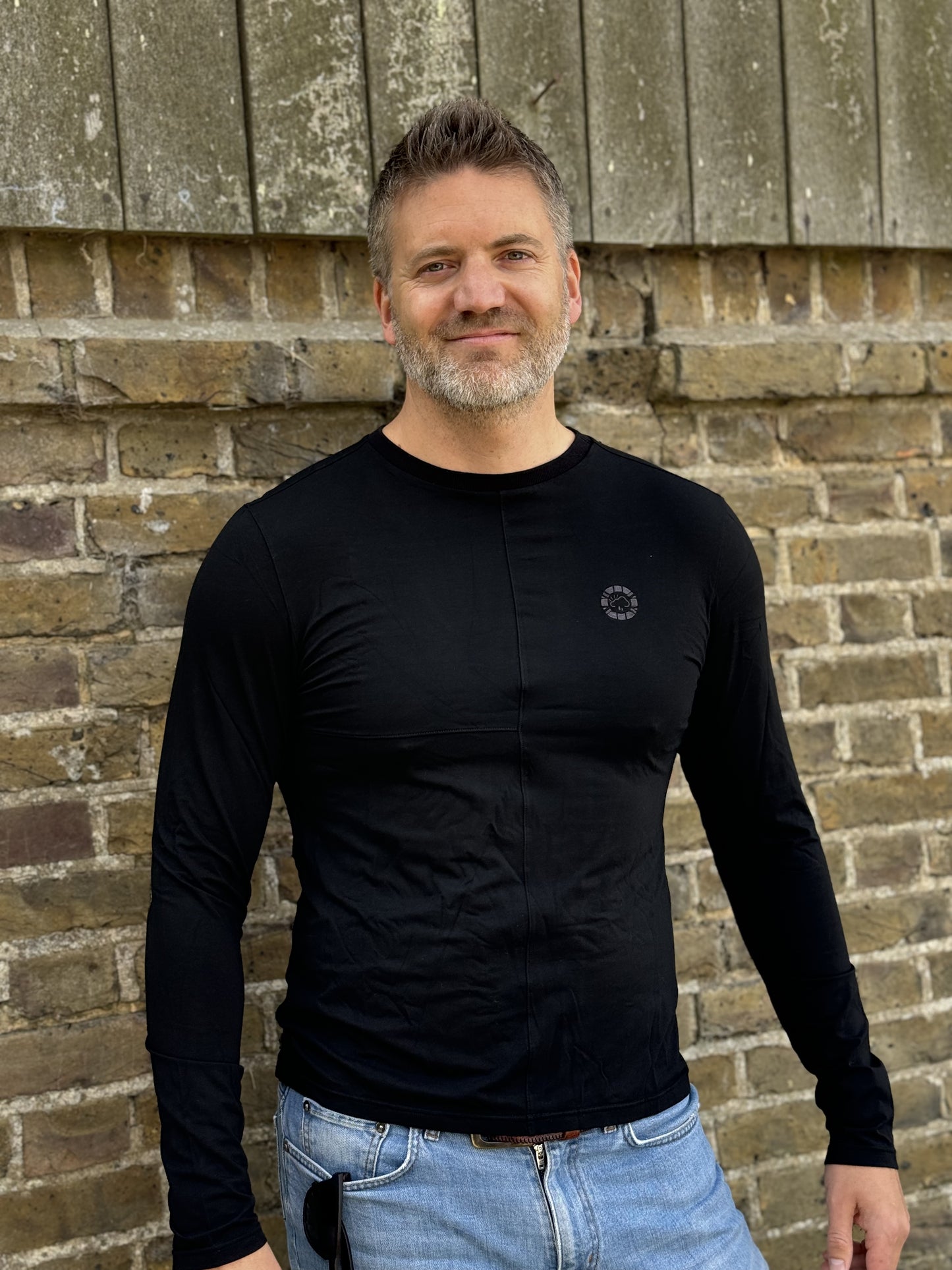 Men's Black Adventurer Long Sleeve Base Layer Top